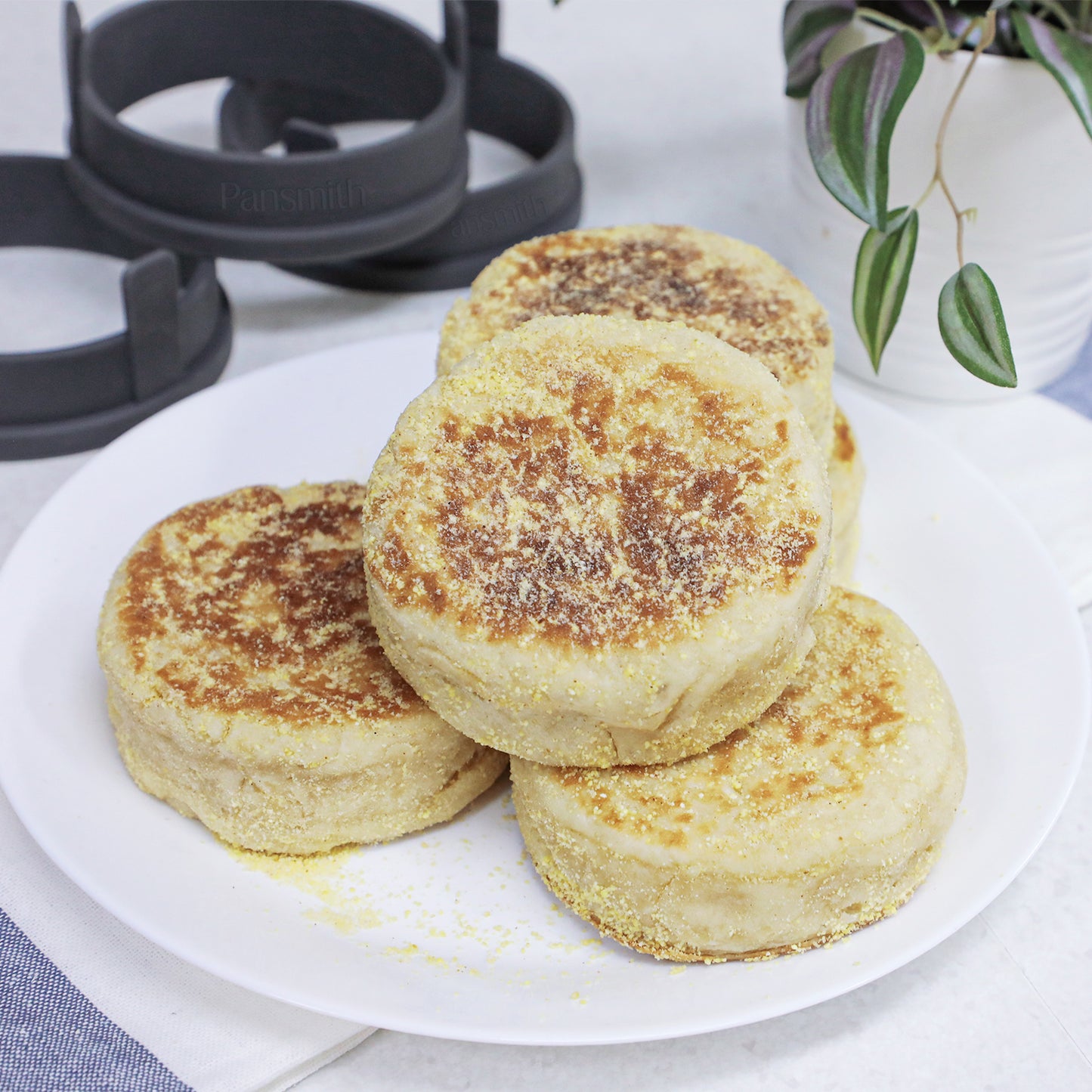 Inner 4 inch Silicone English Muffin Rings, Nonstick Cookie Rings Crumpet Ring, BPA-Free, Set of 4